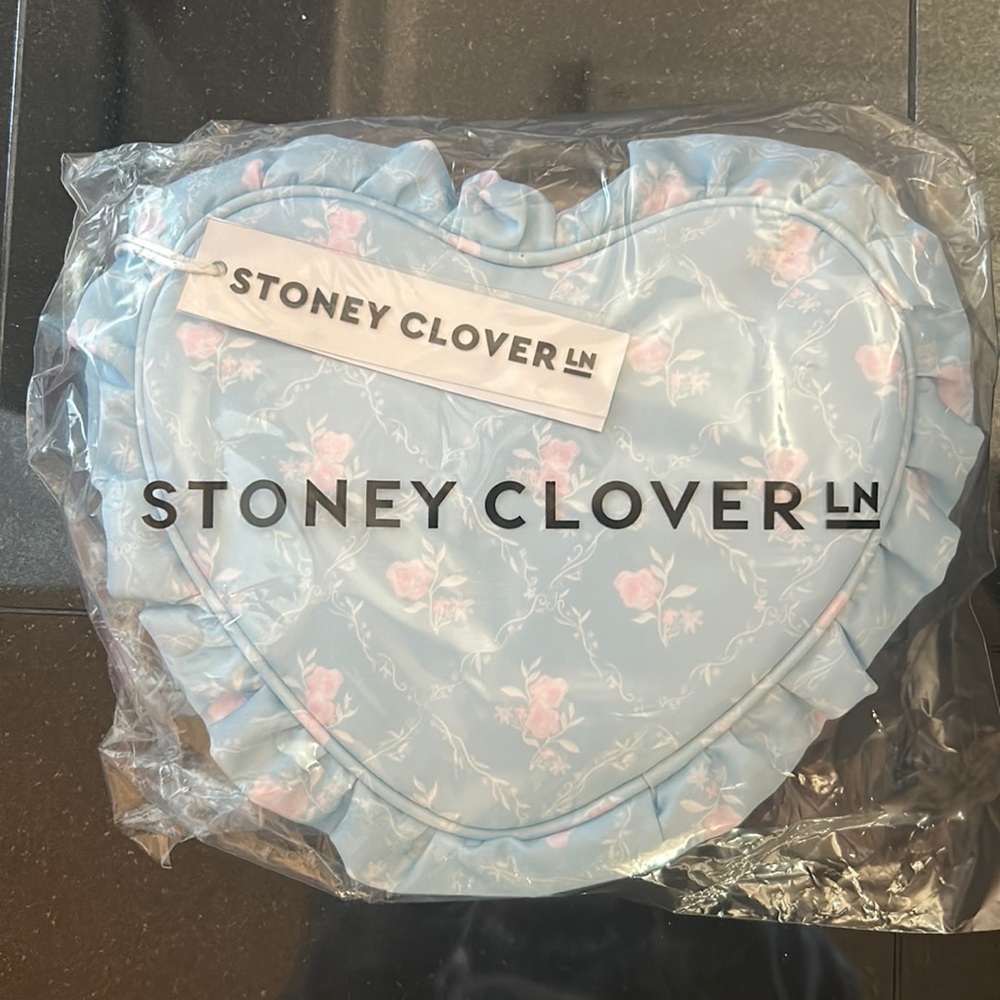 Stoney clover lane heart pouch nwt